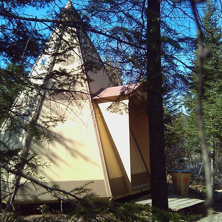 Aux Tipis De La Riviere Sauvage Villa Saint Romain Ngoại thất bức ảnh